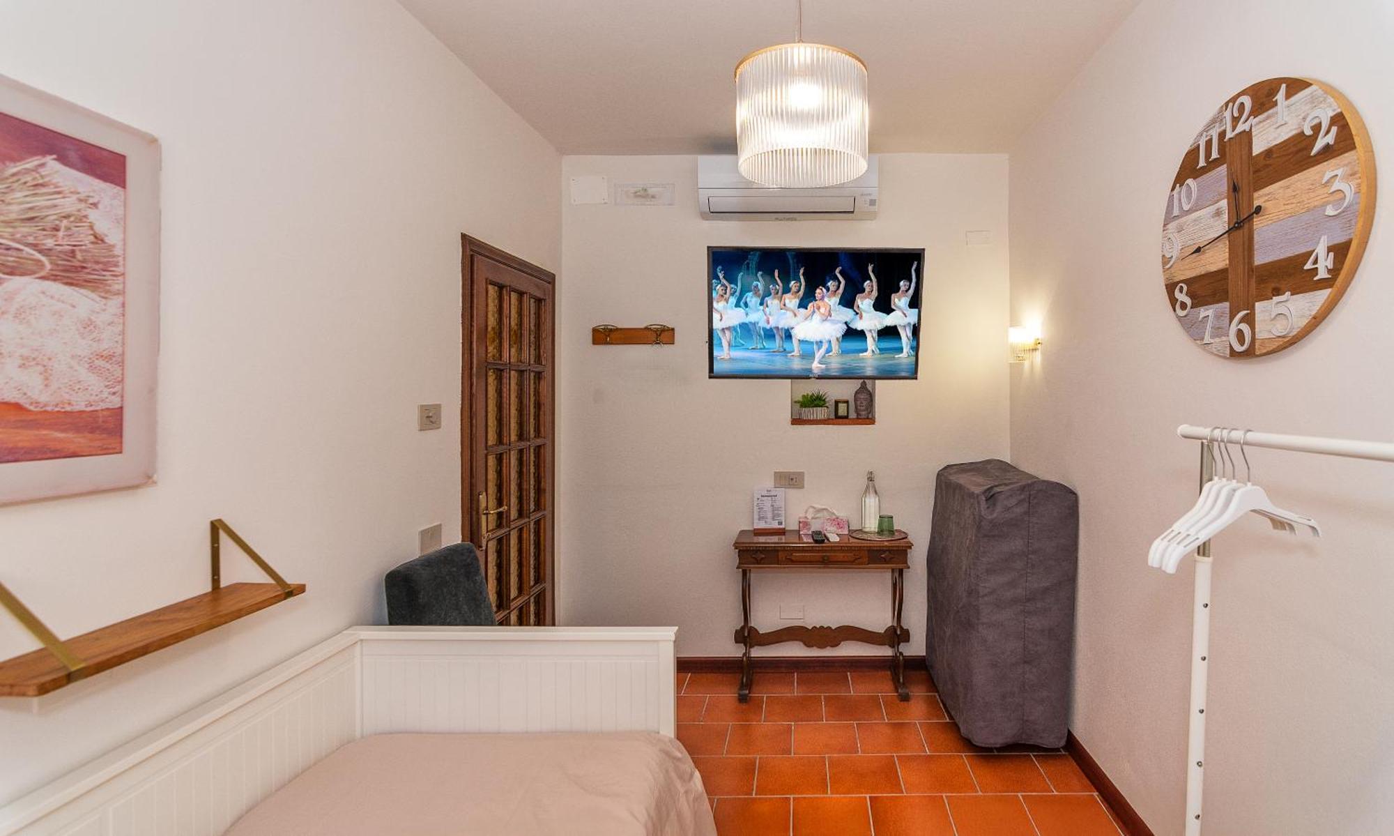 B&B Toringo Капаннори Номер фото